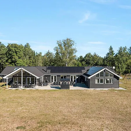 Beautiful In Frederiksvaerk With Kitchen Holiday home Asserbo
