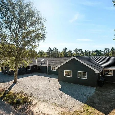 Holiday home Beautiful In Frederiksvaerk With Kitchen *