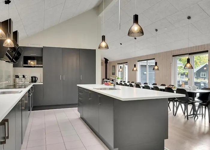 Cozy In With Sauna 度假居 *